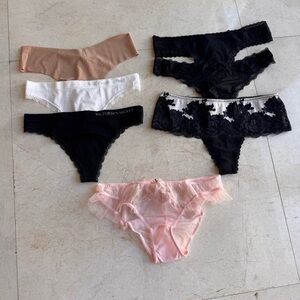 Victoria's Secret Elegant Lace Thongs Panty Set size S